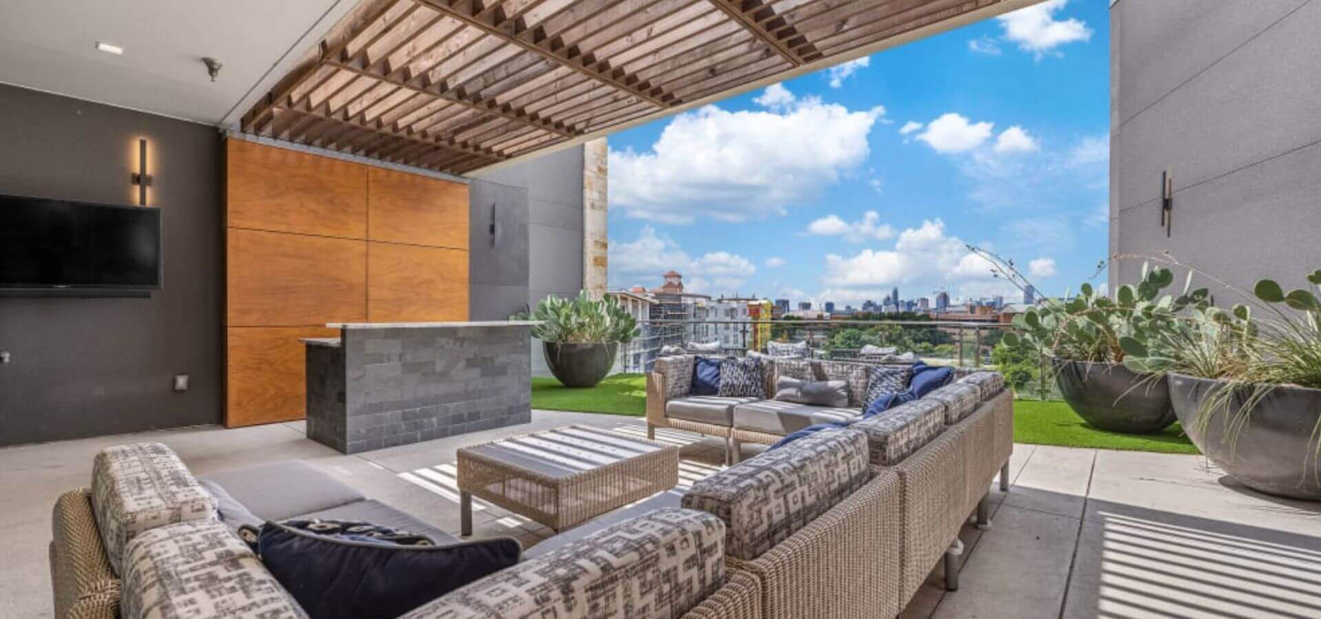 Marq Uptown, a Compass Furnished Apartments property