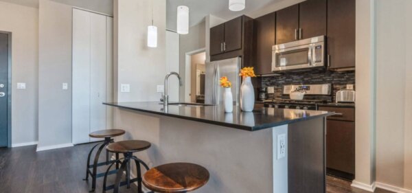 Kitchen at Catalyst in Chicago, a Compass Furnished Apartments property