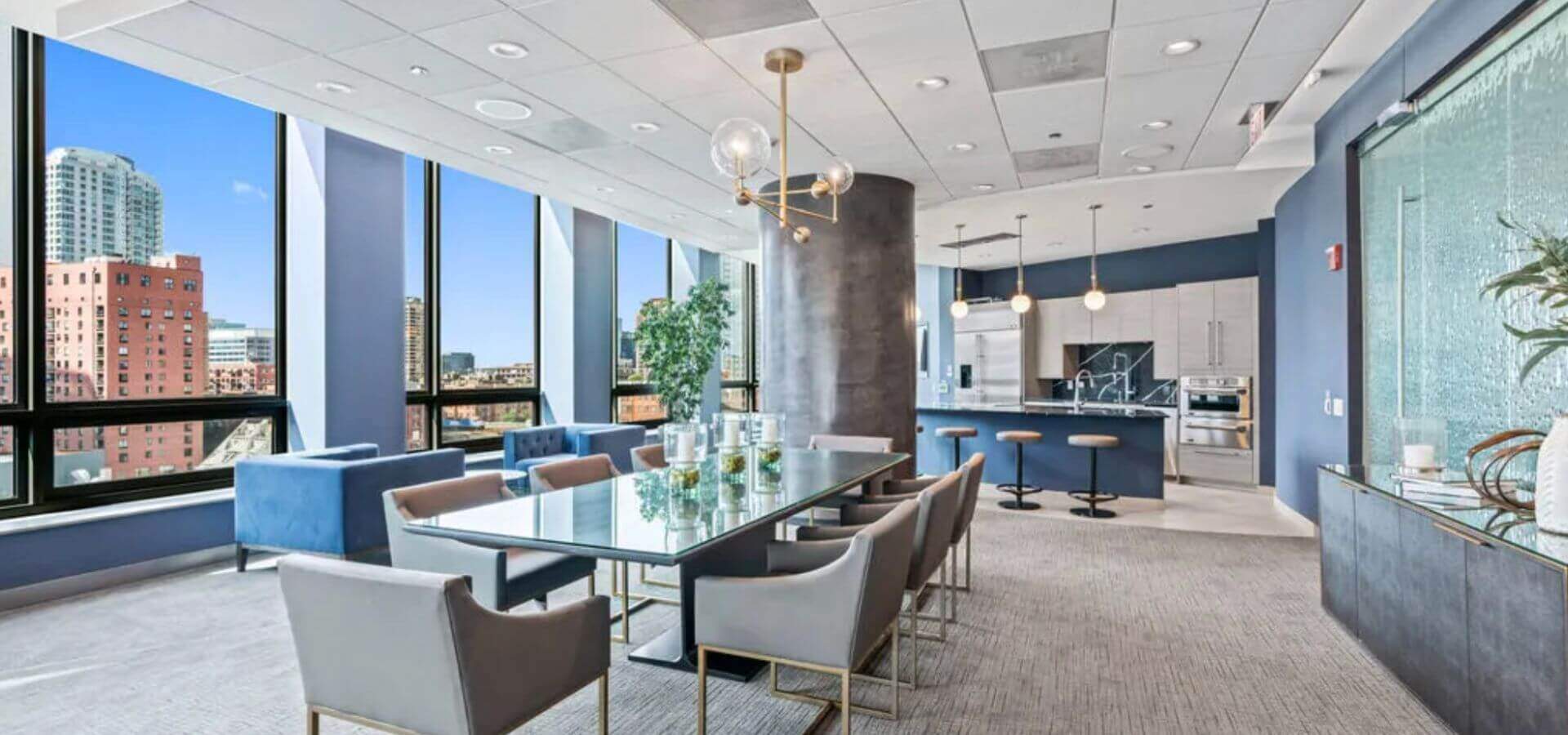 Sky Lounge at Hubbard Place, a Compass Furnished Apartments property 2