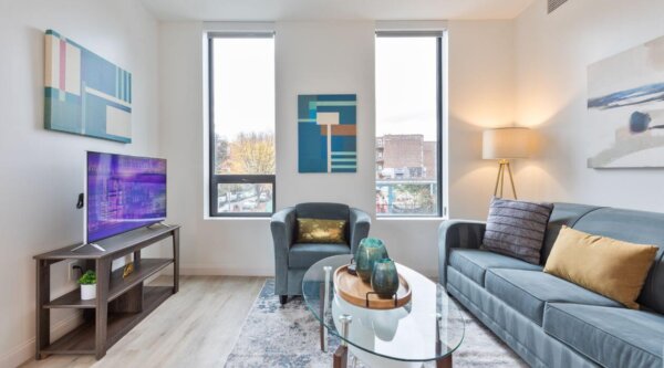 Contemporary living room at Compass Furnished Apartments’ Idyl Fenway property