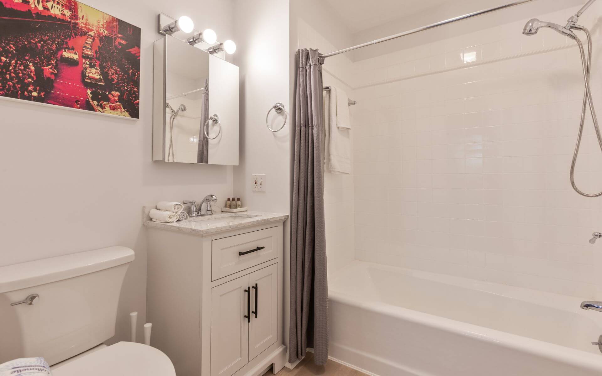 Modern full bathroom at 235 Cardinal Medeiros, Compass Furnished Apartments
