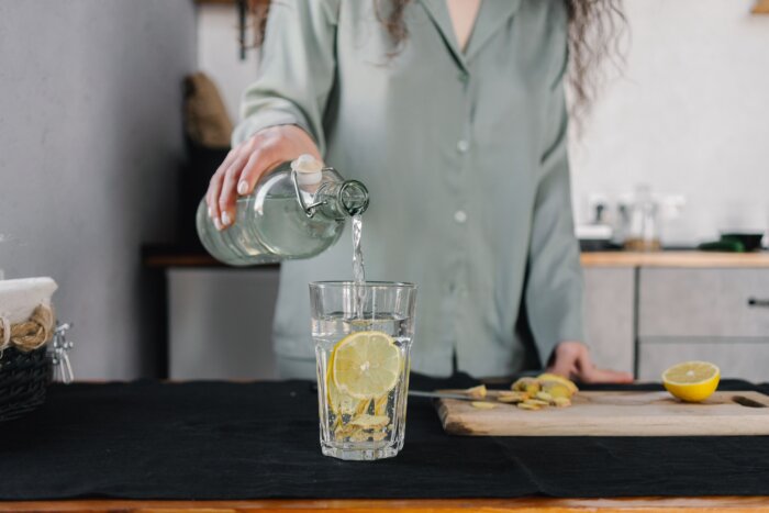how-to-stay-healthy-while-traveling-work